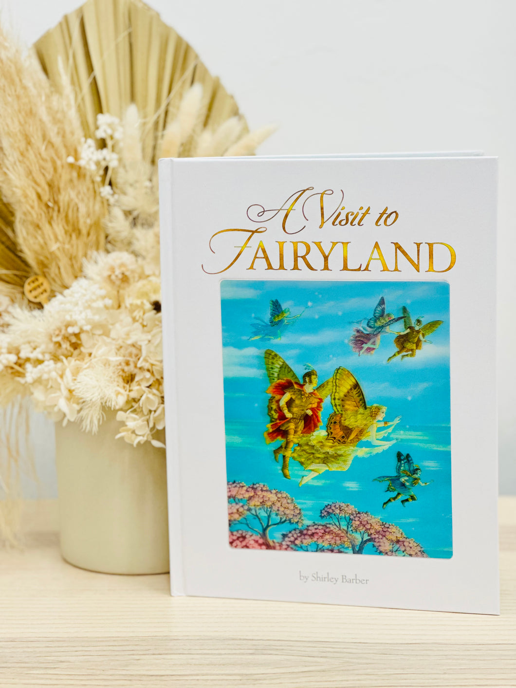 A Visit to Fairyland (lenticular edition) Shirley Barber